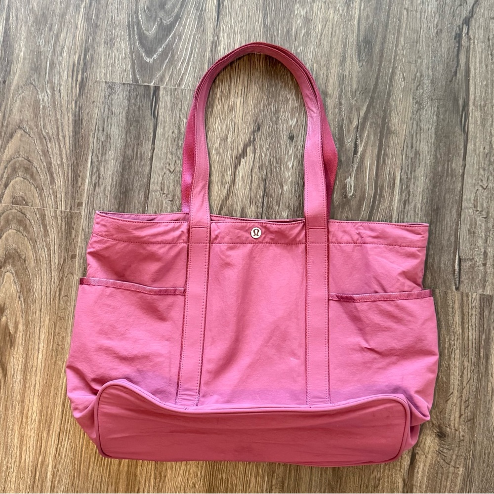 Lululemon Daily Multipocket Tote Bag 20L - Washed Mauve
